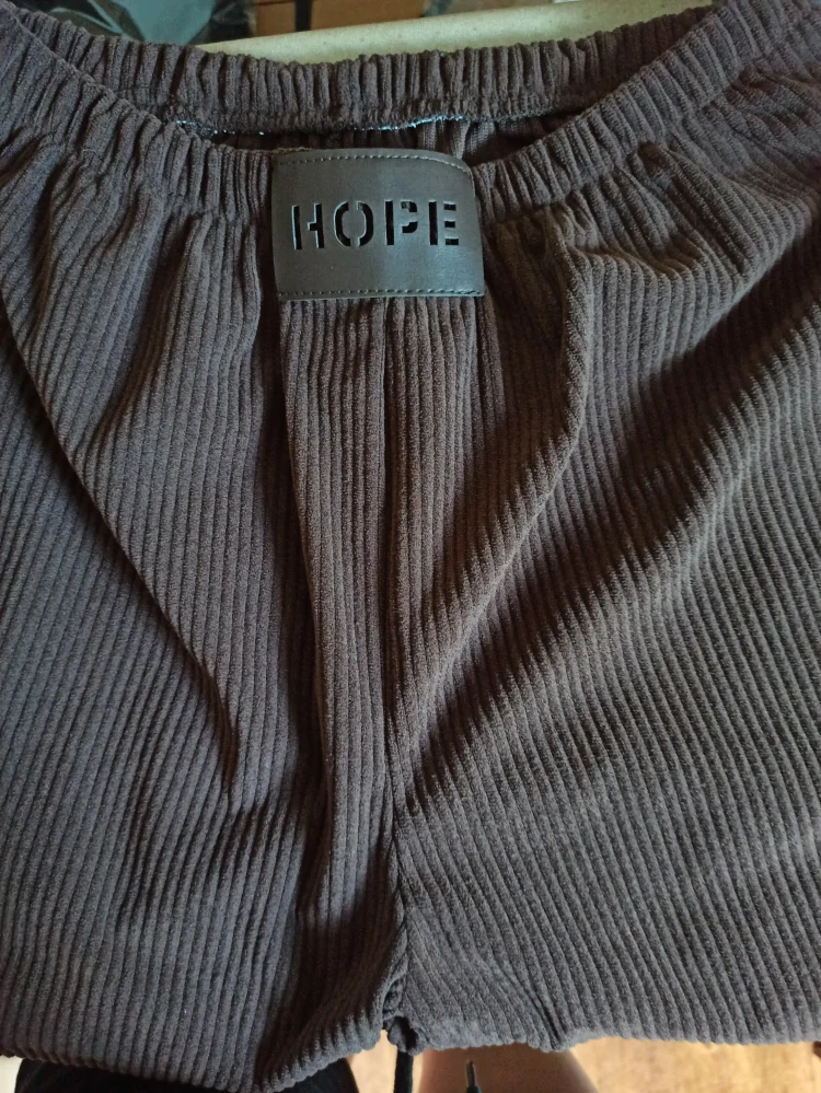 Dámské manžestrové kalhoty s nášivkou HOPE